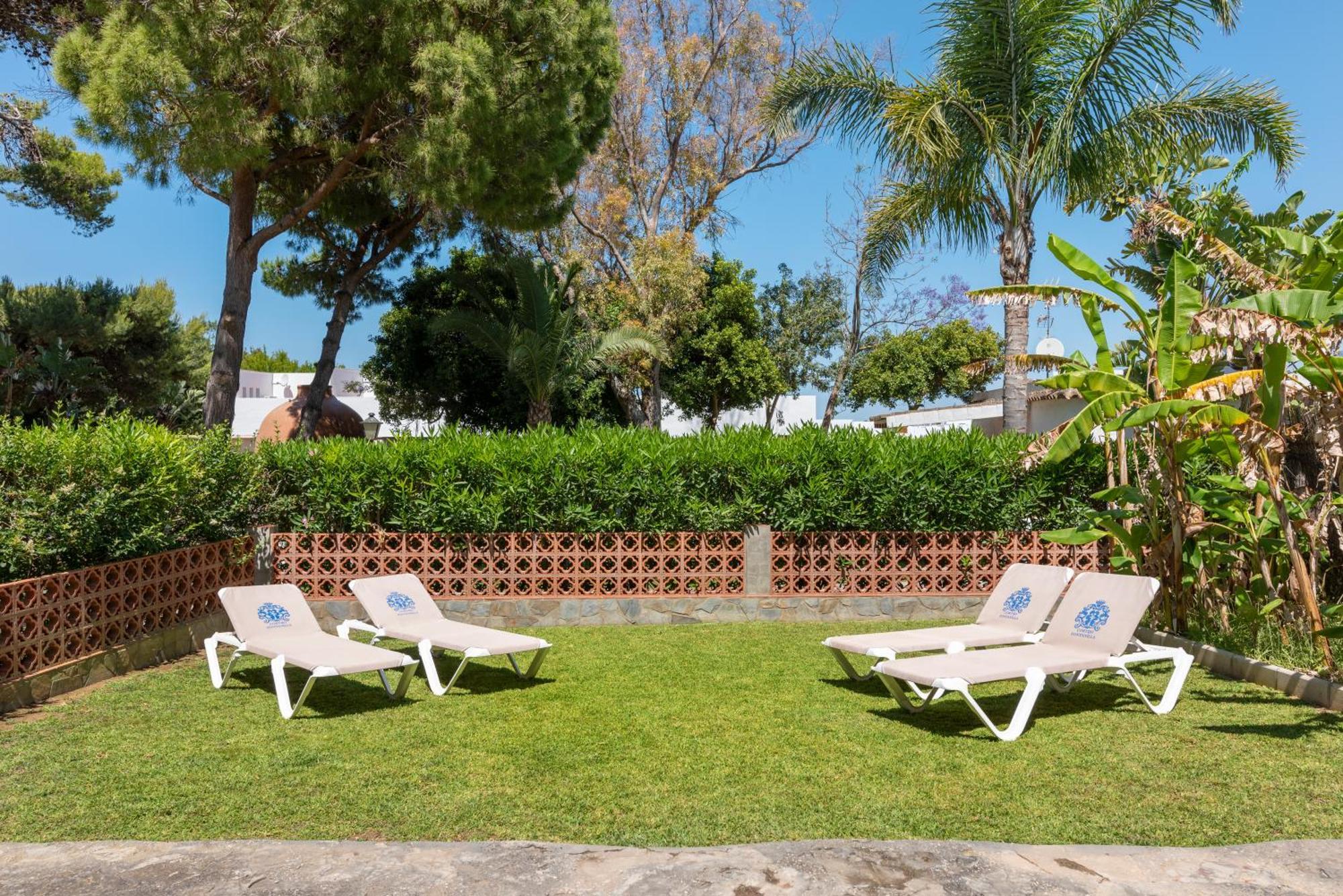 Suites Cortijo Fontanilla Conil De La Frontera Esterno foto